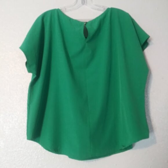 Lia women's XL green rhinestone short sleeve top - Picture 4 of 16